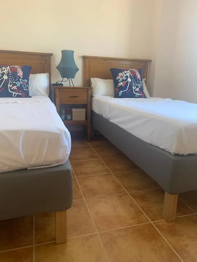 Apartman Atico En Primera Linea De Playa Con Vistas Al Mar 3 Dormitorios Pleno Centro De Isla Canela Spanyolország