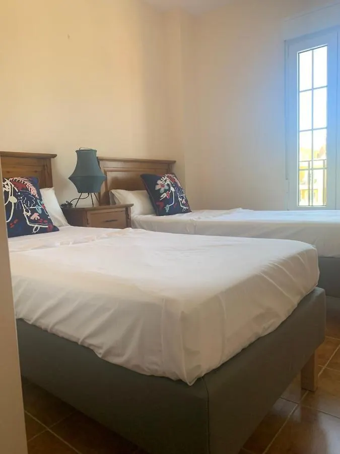 Atico En Primera Linea De Playa Con Vistas Al Mar 3 Dormitorios Pleno Centro De Исла-Канела Испания